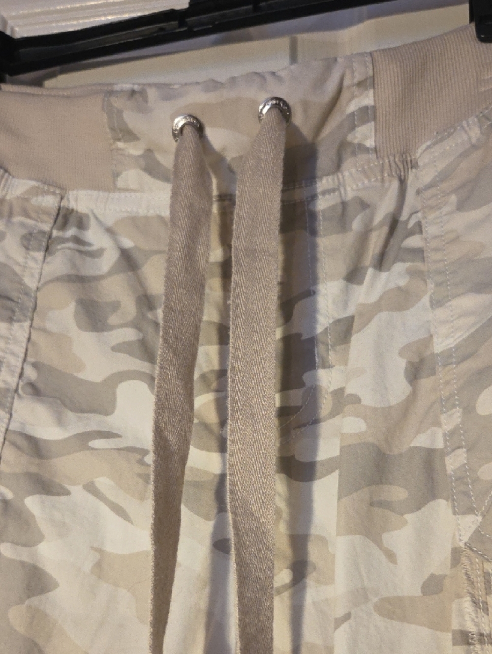 Calvin Klein Neutral Beige Camo Cropped Cargo Pants - Picture 3 of 7